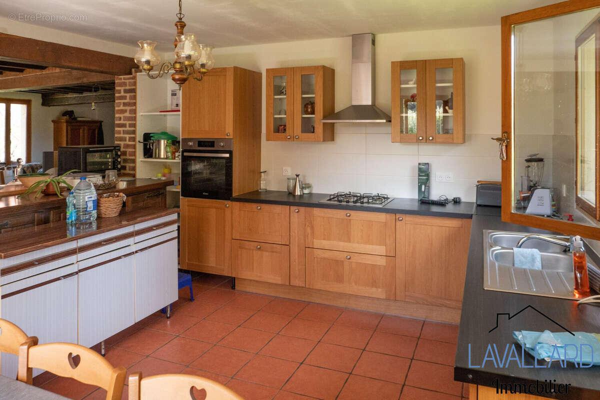 Maison à BEAUFORT-EN-SANTERRE