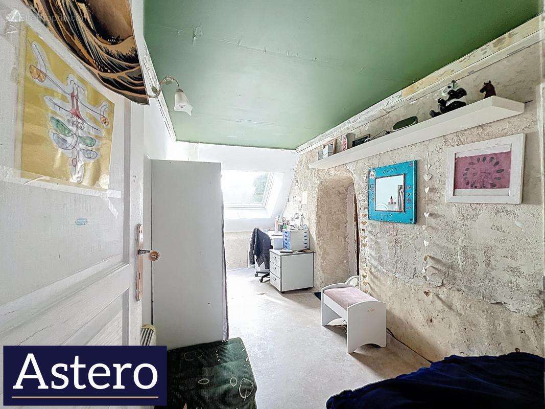 Maison à NOYAL-CHATILLON-SUR-SEICHE