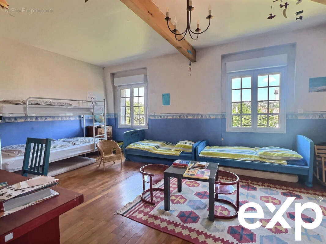 Maison à SAINT-MAUR-DES-FOSSES