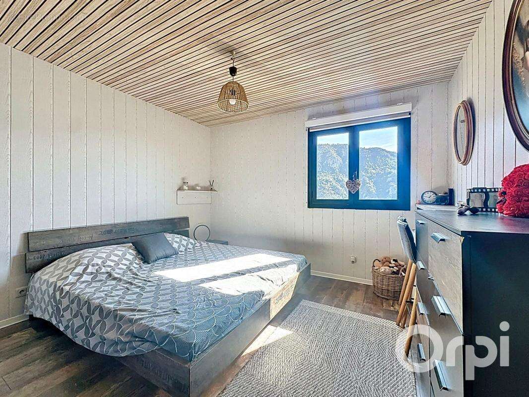 Maison à SAINT-MARTIN-DU-VAR