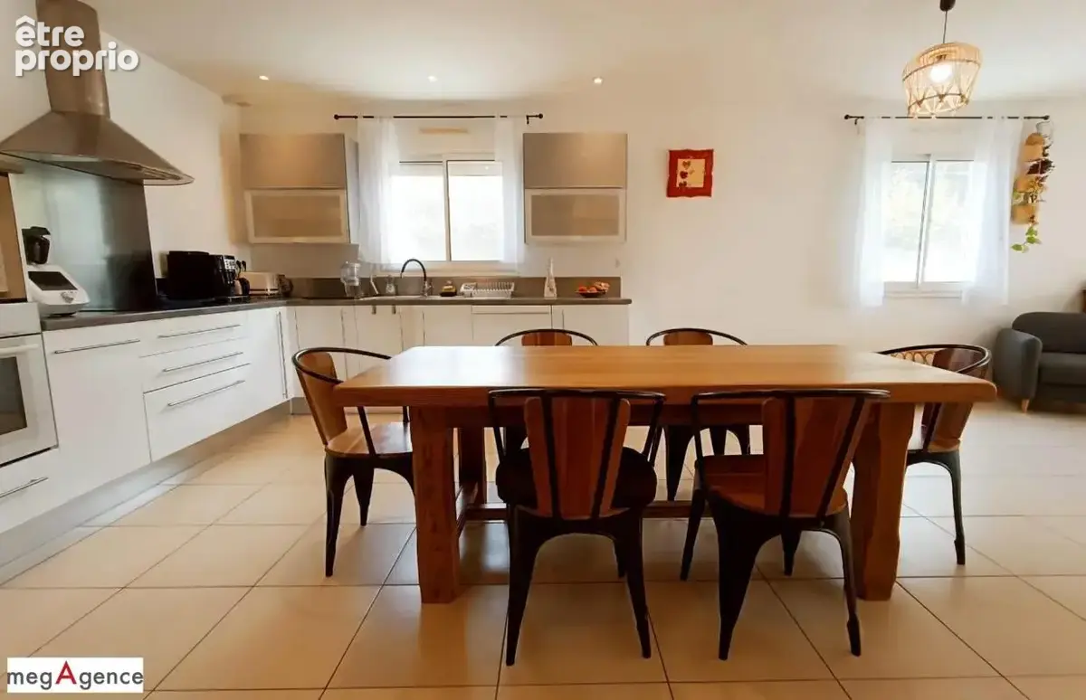 Belle maison soignée 160M2 au calme/proche de tout - photo 3