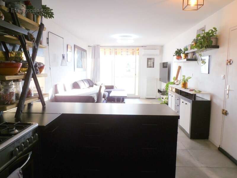 Appartement à MARSEILLE-10E