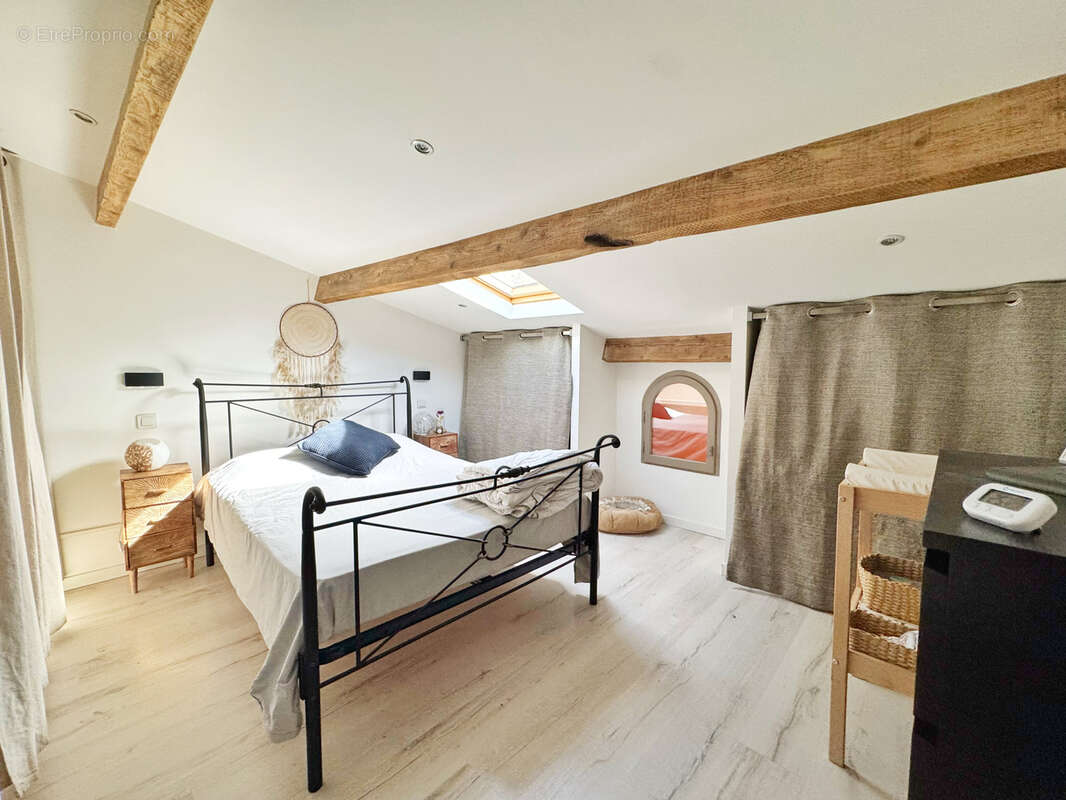Maison à CHAUSSAN