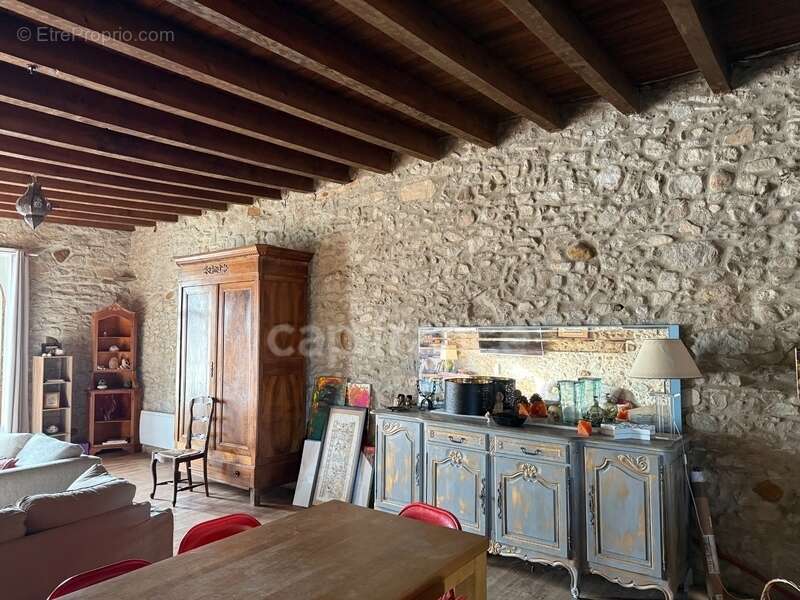 Maison de caractère de 267 m² avec atelier de 83 m² et projet de terrasse tropézienne - photo 10