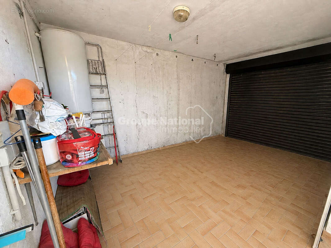 Charmante marina en duplex avec appontement large et garage - photo 13