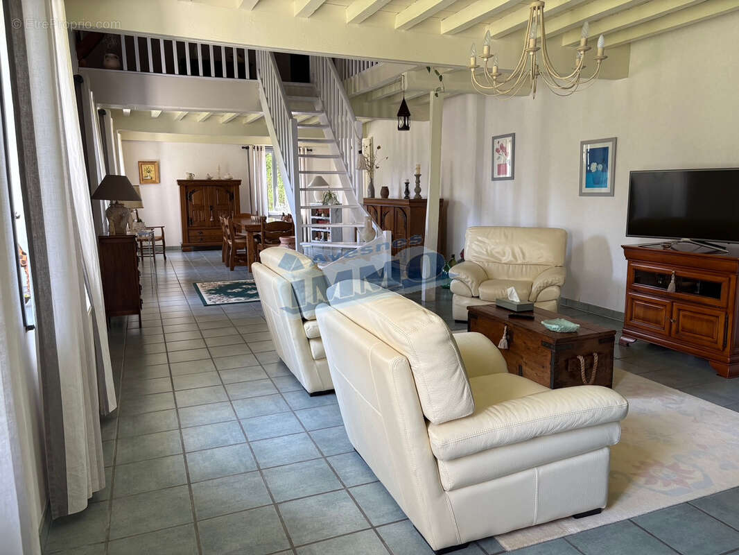 Maison à BEAUMETZ-LES-LOGES
