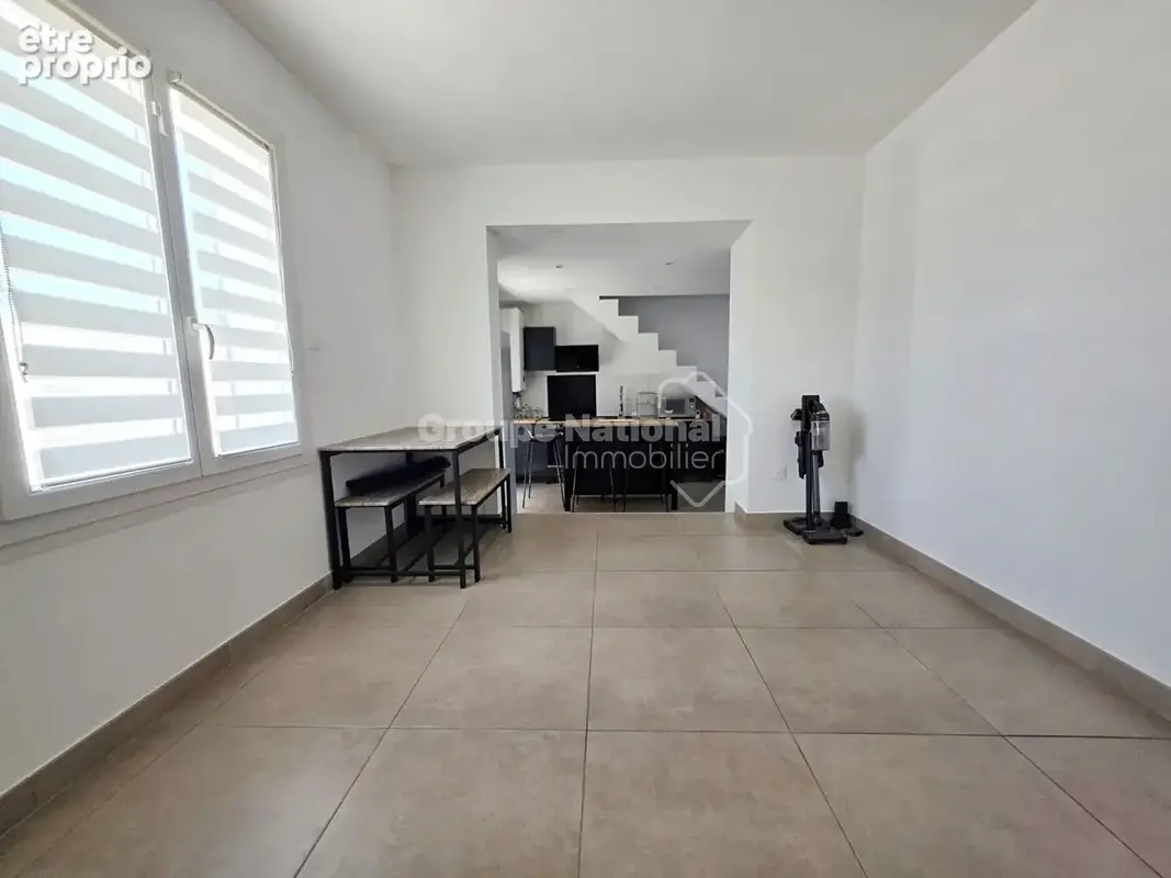 Grande maison familiale T7 en semi plain-pied,  Fort potentiel , Miramas - photo 10