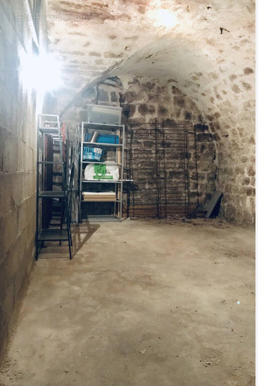 Autre à MONTREUIL