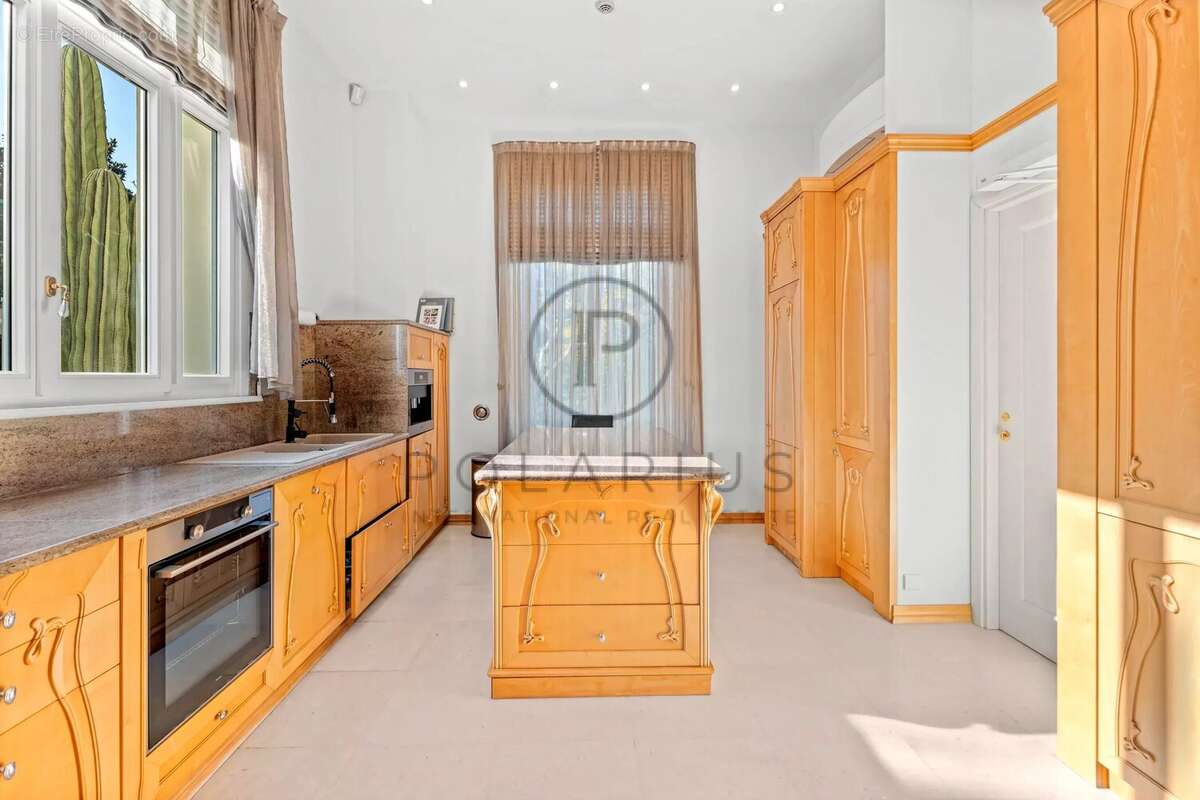 Maison à ANTIBES