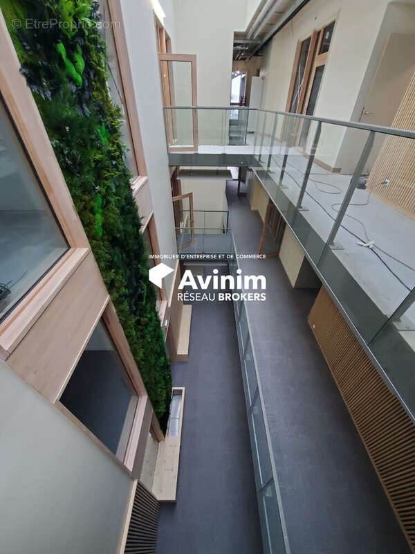 Commerce à ANNECY-LE-VIEUX