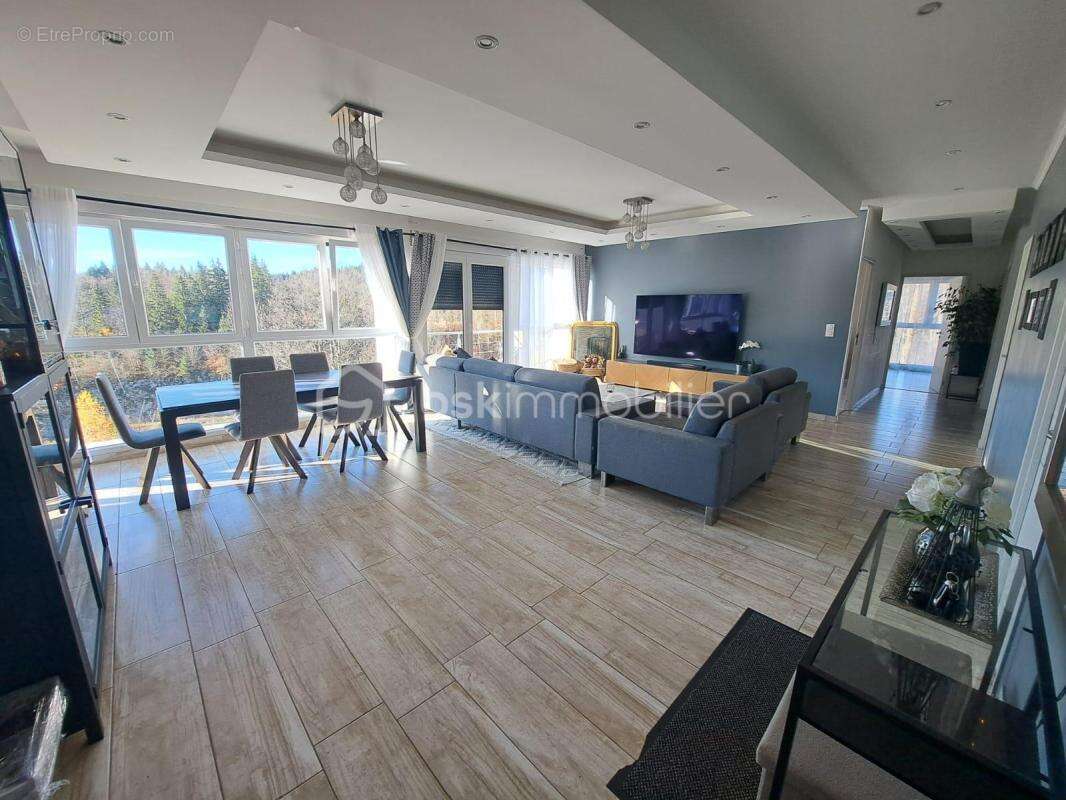 Appartement à MORBIER