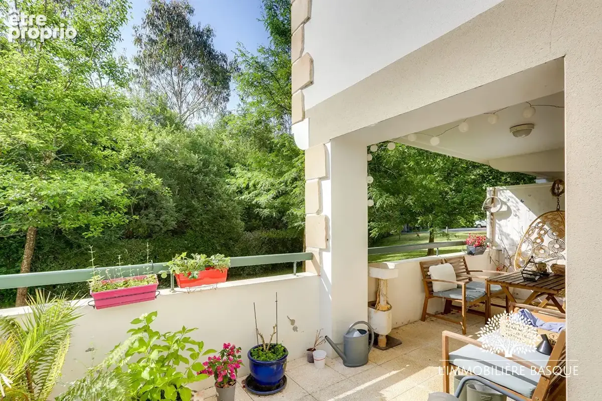 Appartement 4 pièces 88 m² à vendre à Bassussarry (64200) - photo 2