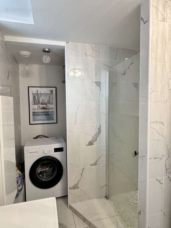 Appartement à GREZIEU-LA-VARENNE