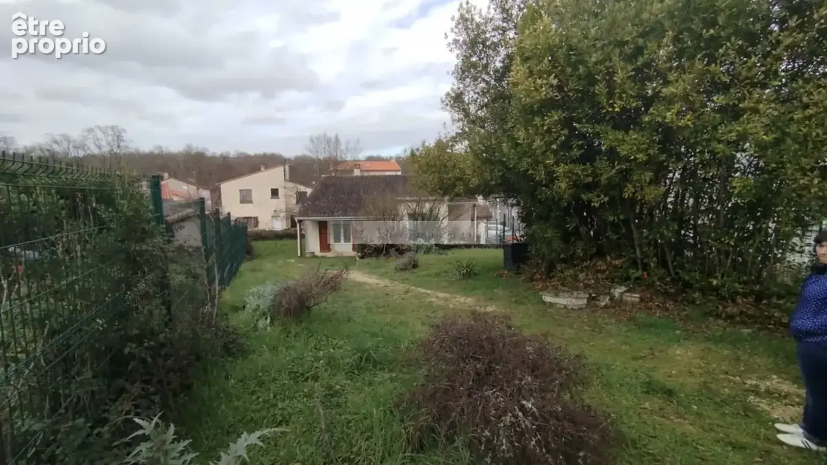 Photo Maison à Ruelle-Sur-Touvre au prix de 141 225€