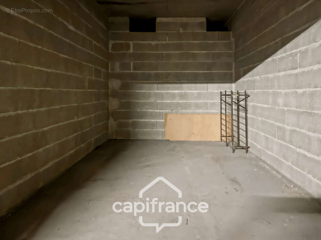 Dijon – Garage fermé de 13 m² dans résidence sécurisée, proche gare - photo 8