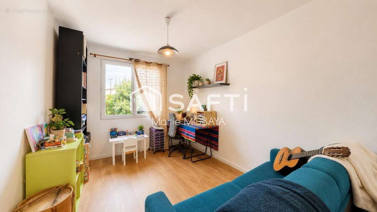 Maison 98 m² à Cubzac-Les-Ponts  - photo 5