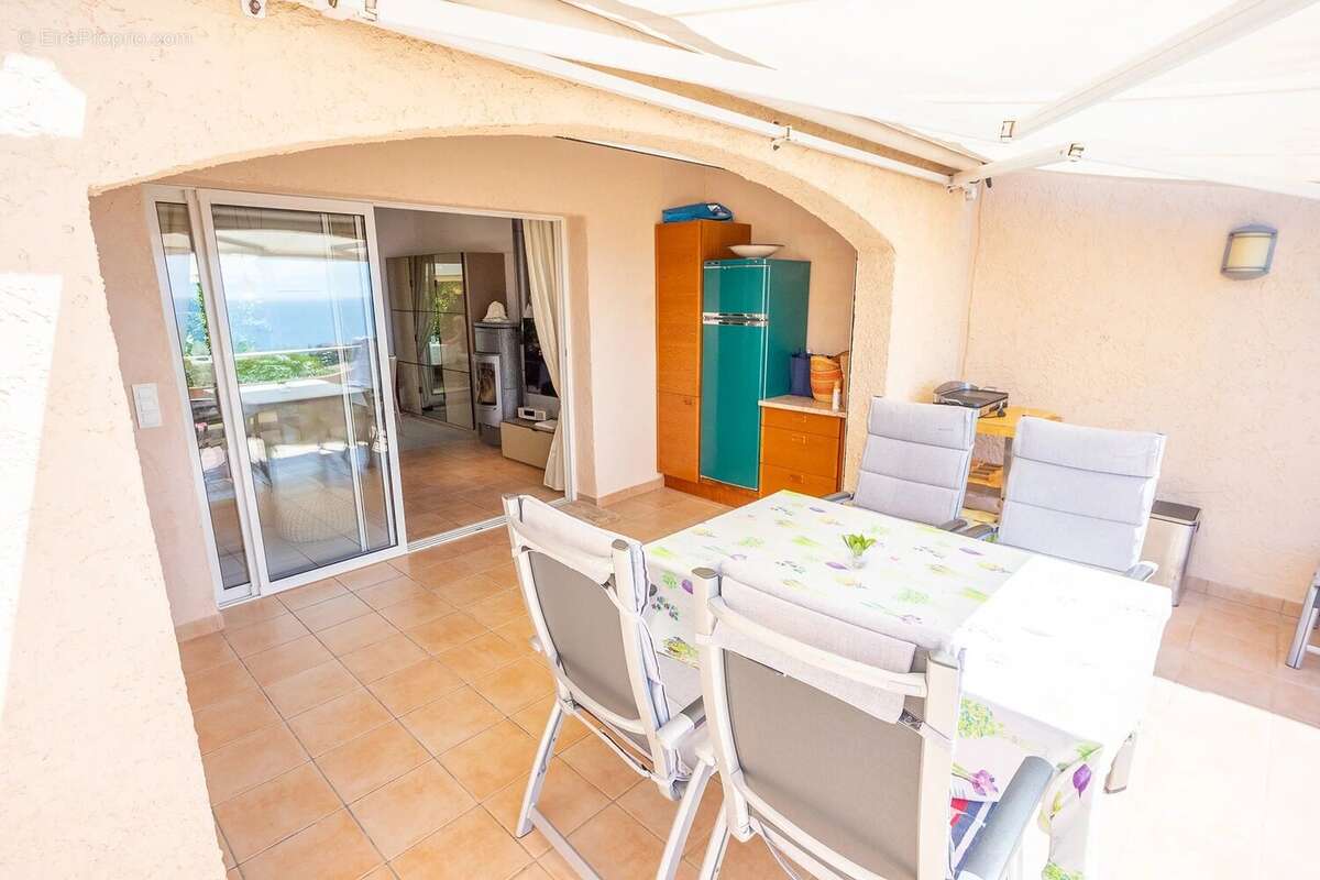 Maison à THEOULE-SUR-MER