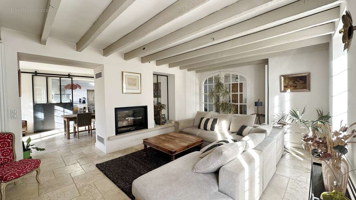 Maison à SAINT-MARTIN-DE-SEIGNANX