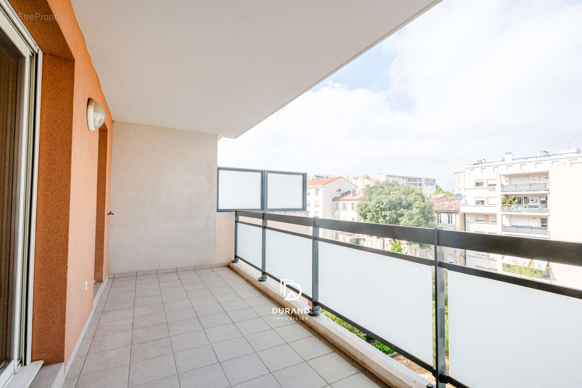 Appartement - terrasses - parking -  chutes-lavie 13004 marseille - photo 13