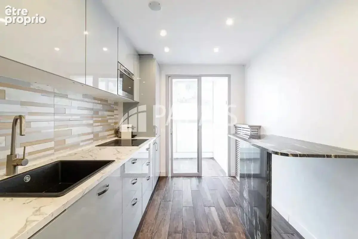 Beau 3 pièces traversant de 67 m² avec terrasse, à proximité de la mer - photo 10