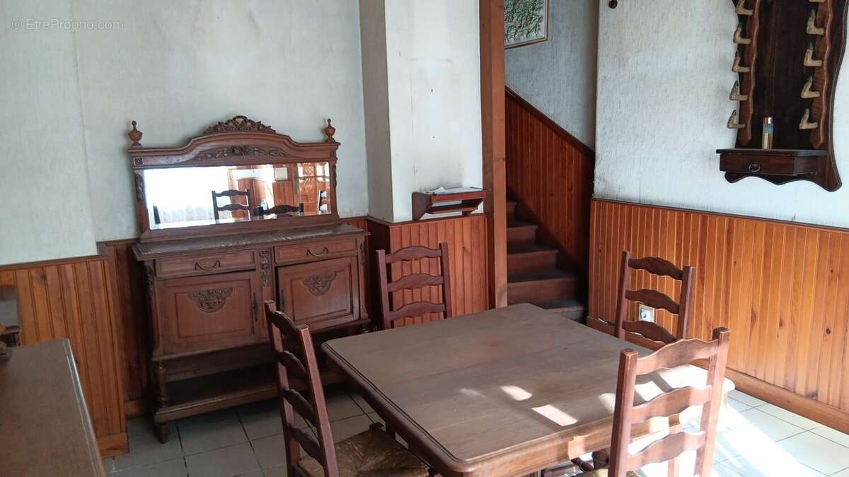 Maison à SAINT-BEAT