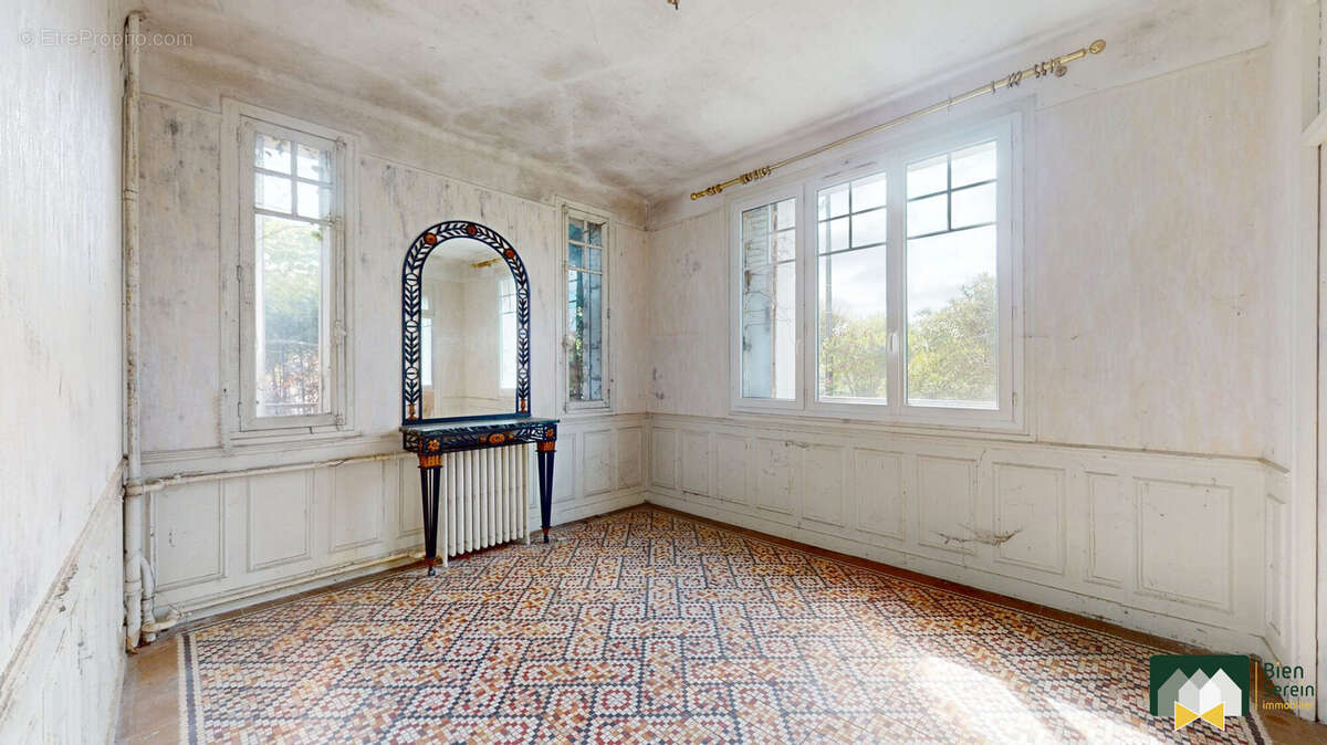 Maison à LEVES