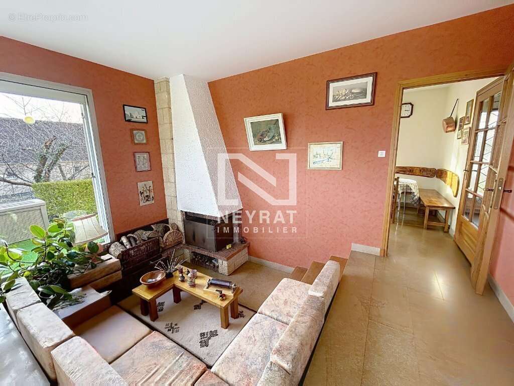 Maison à SENNECEY-LE-GRAND