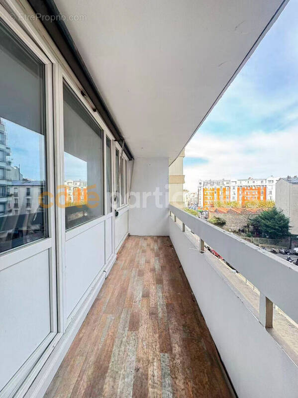 Appartement à AUBERVILLIERS
