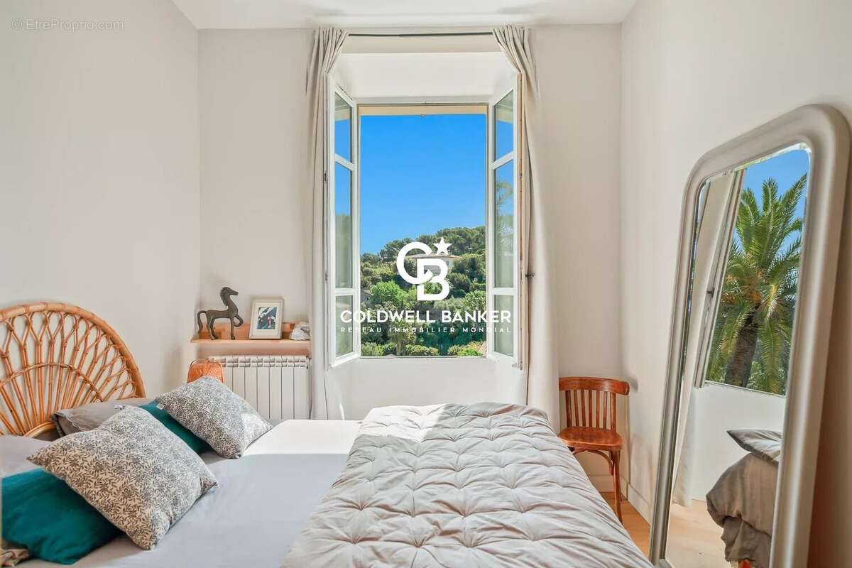 Maison à CARQUEIRANNE