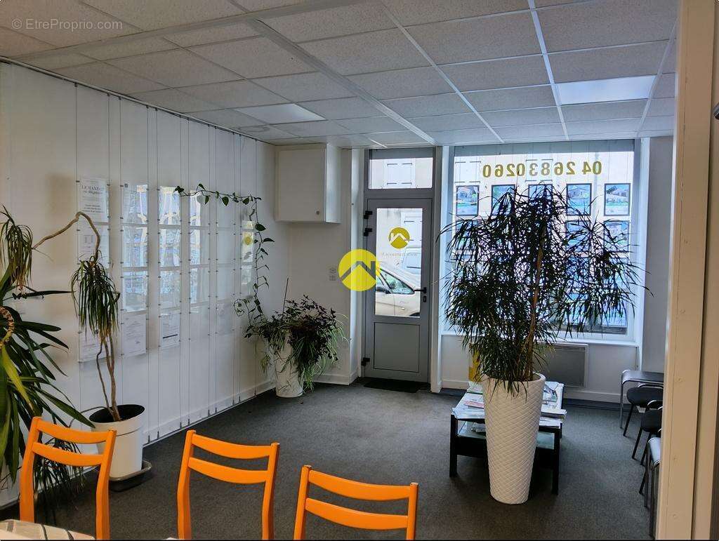 Maison à LURCY-LEVIS