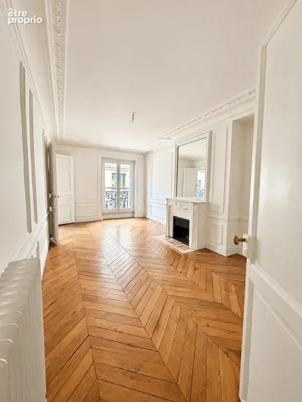 Paris 9e – Rue Drouot – Appartement traversant de 157 m² avec balcon - photo 8