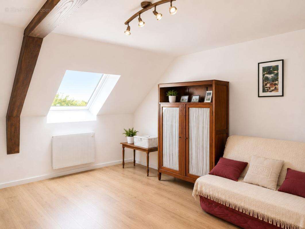 PLEURTUIT CENTRE – Maison en pierre – 3 chambres + combles aménagés – Voie verte à proximité - photo 16