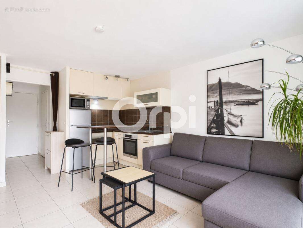 Mandelieu, studio, domaine sécurisé, piscine, tennis - photo 4
