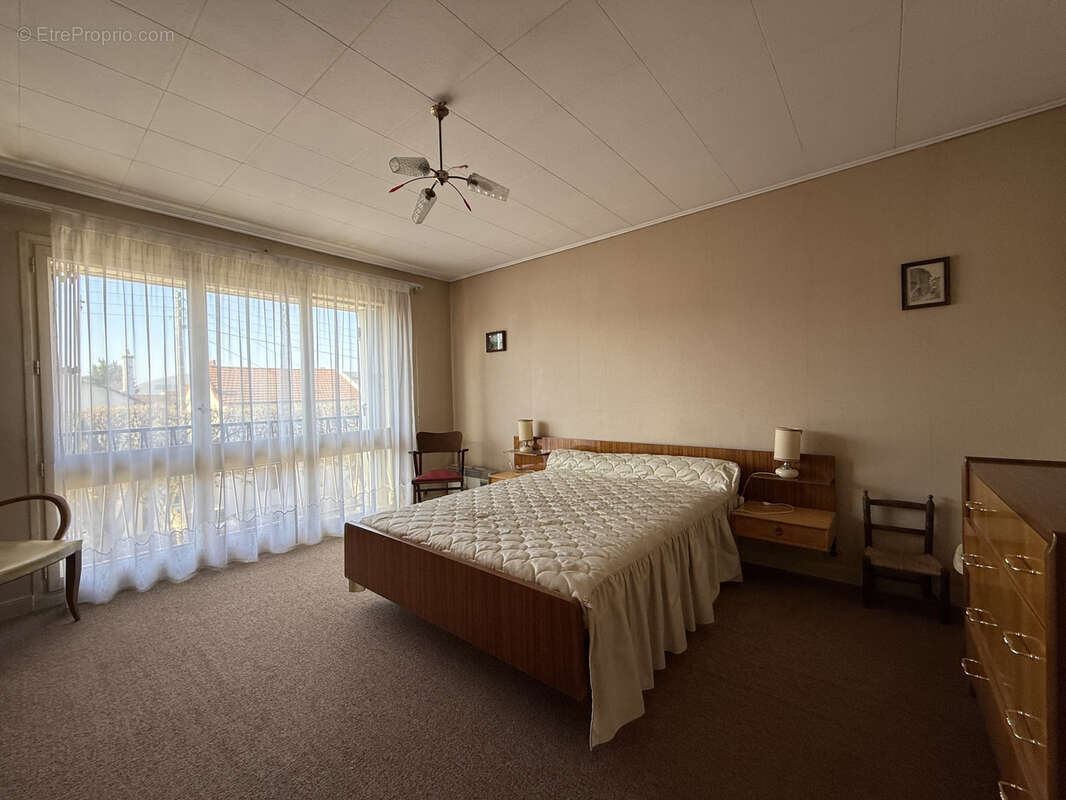 Maison à LE BLANC-MESNIL