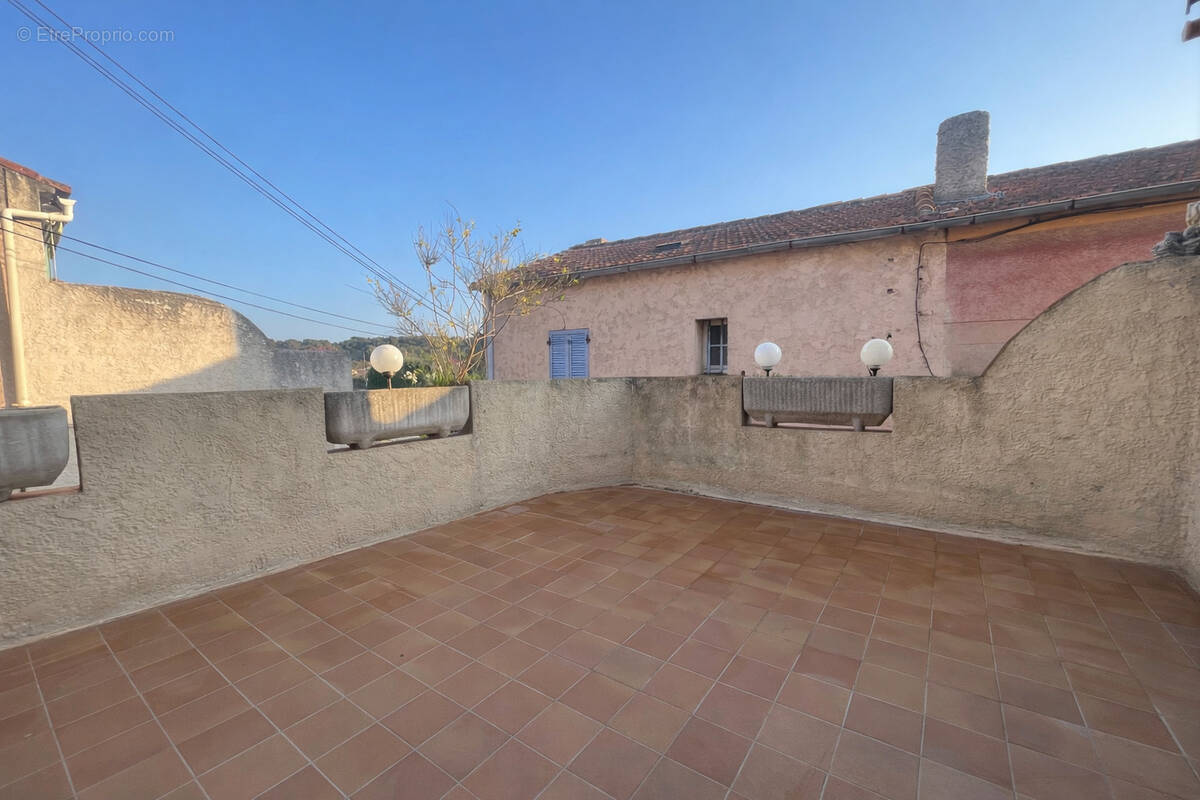 Maison à SIX-FOURS-LES-PLAGES