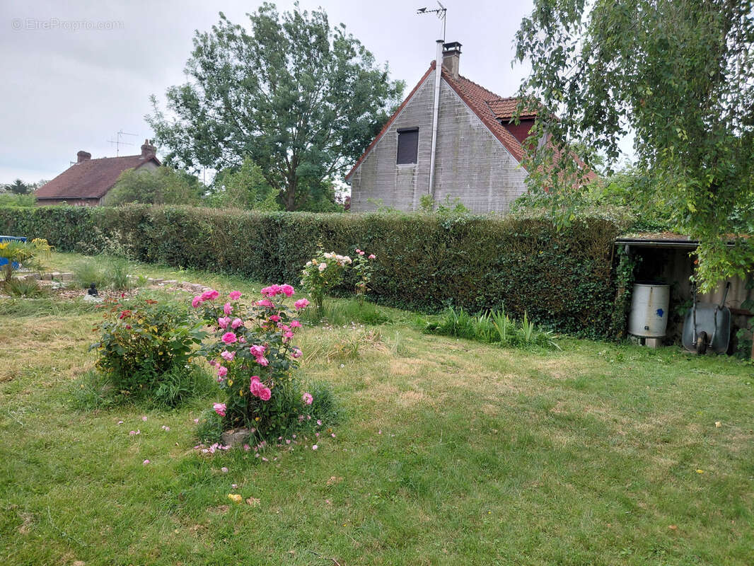 Maison à LESDINS