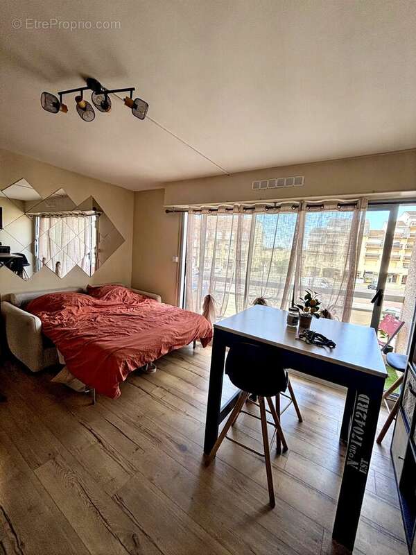 Appartement à CAMIERS