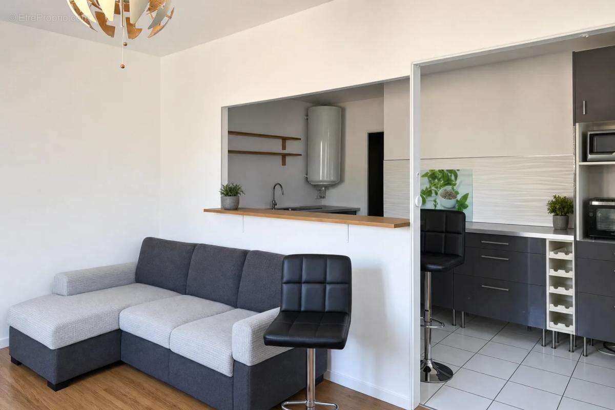Appartement à CORBEIL-ESSONNES