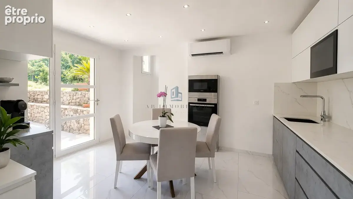 Menton - belle maison entièrement renovée - calme - sans vis-à-vis - garage - photo 3