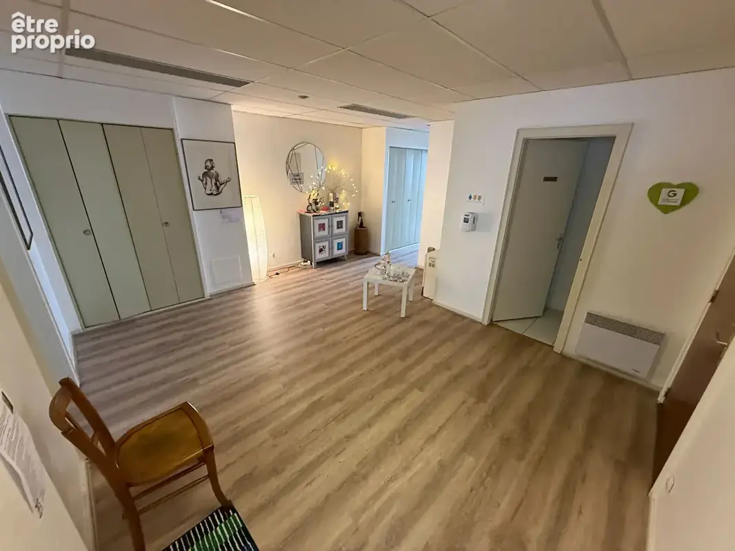 Local 74m² Strasbourg  Centre - photo 5