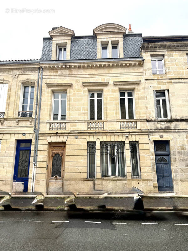 Appartement à BORDEAUX