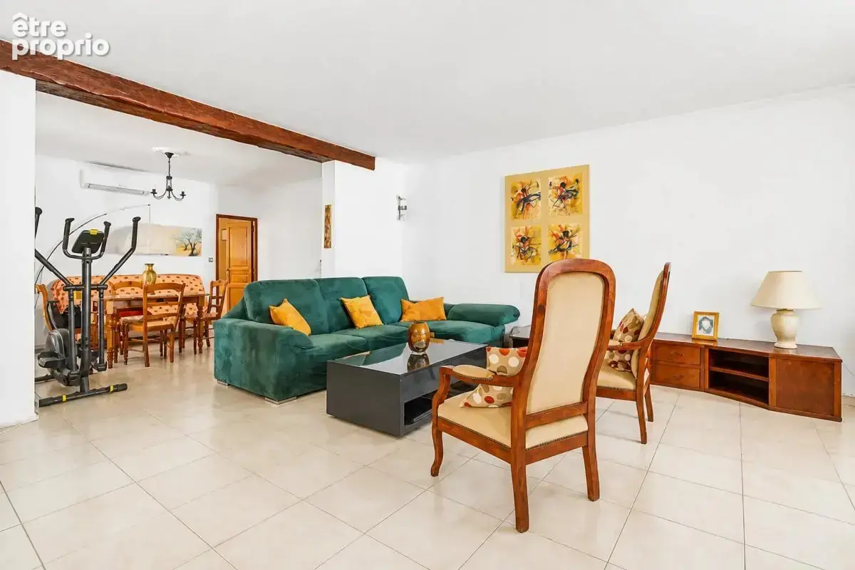 Appartement de 5 pièces de 143 m² avec belle terrasse  à Avignon - photo 3