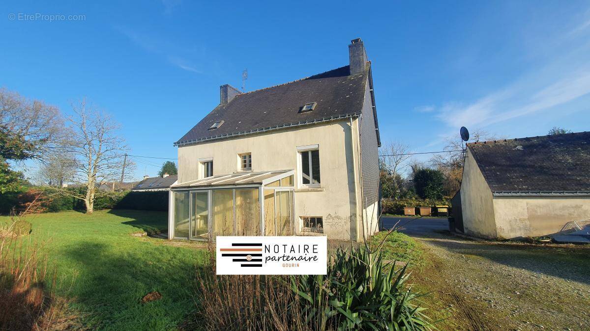 Maison 108 m² à Gourin  - photo 1