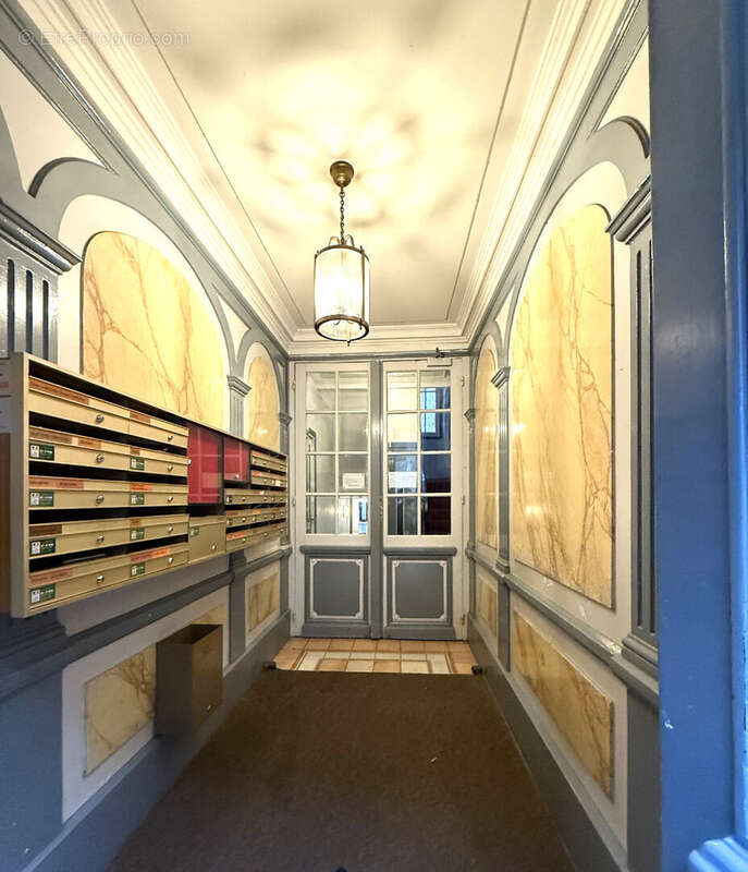 Paris 14, deux piéces dans l ancien en étage élevé - photo 9