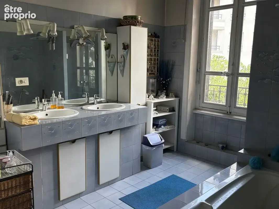 Maison 6 pièces 120 m² à vendre à Villeurbanne (69100) - photo 4