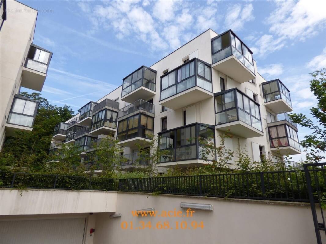 Appartement à LOUVRES