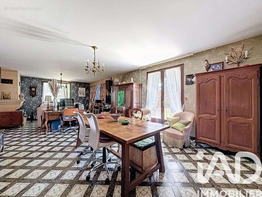 Photo 7 - Maison à JOIGNY