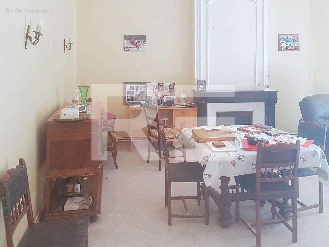 À VENDRE – Ensemble immobilier composé de deux maisons à Saint-Christol - photo 3