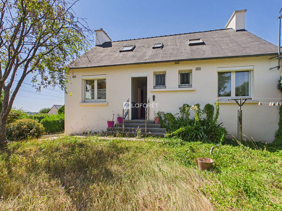 Maison à GOURLIZON