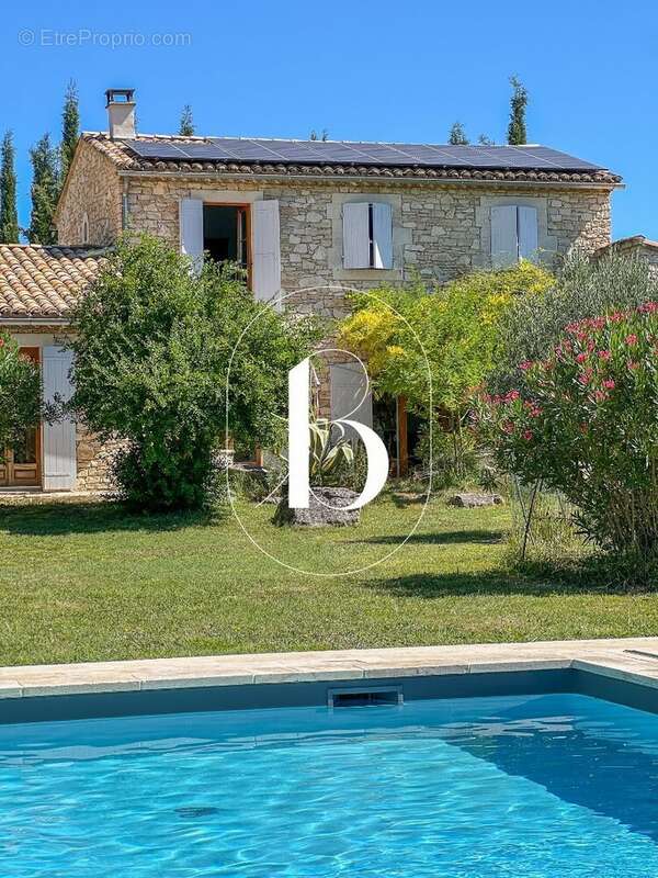 Maison à GOUDARGUES